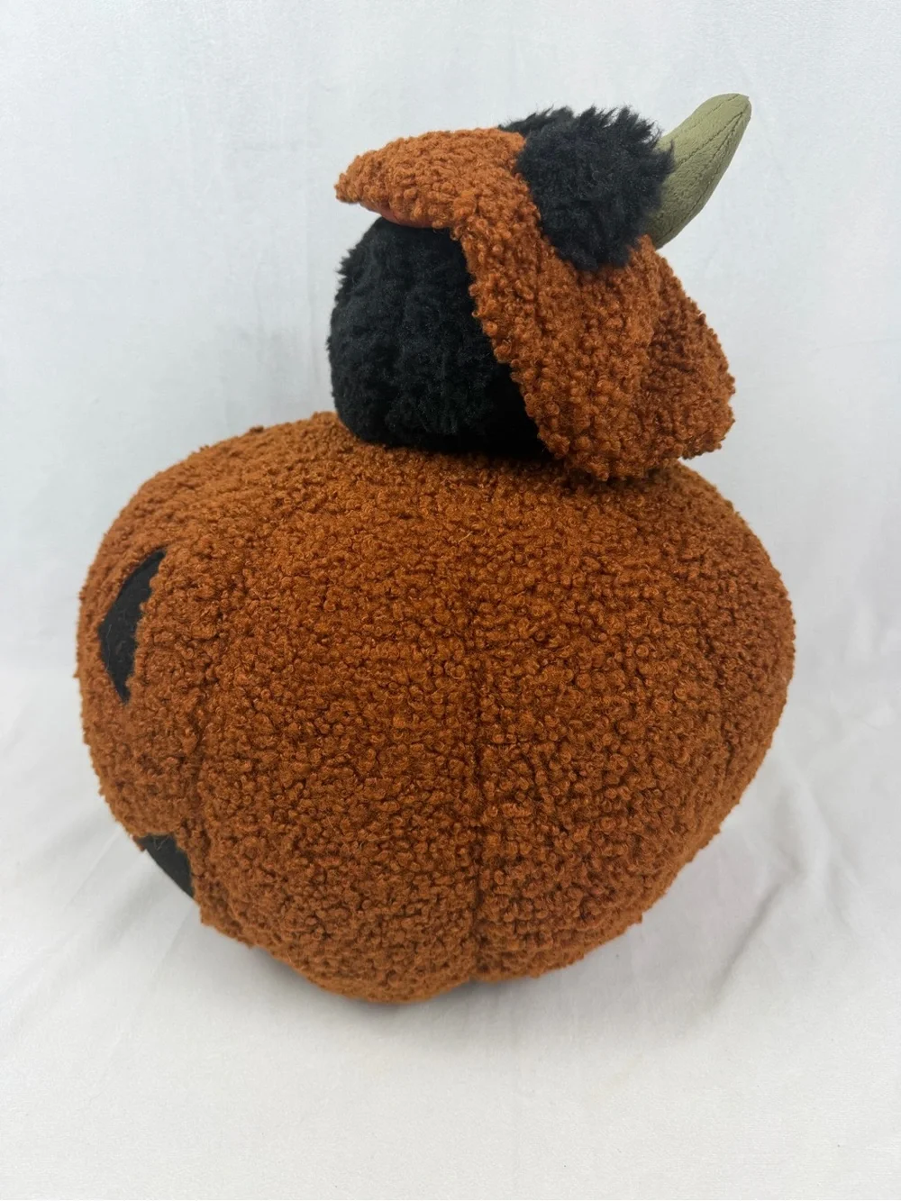 Pottery Barn Peek a Boo Cat Jack o' Lantern Pumpkin Plush Pillow Halloween NWT